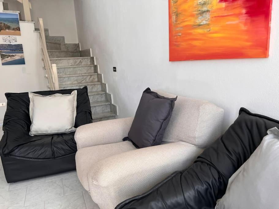 Casa Viola Di Maria Gabriella, San Vito A 25 Minuti Da Costa Rey E Villasimius מראה חיצוני תמונה